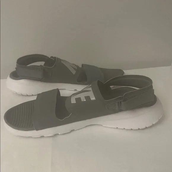 Nike Gray Sandals - Picture 11 of 11